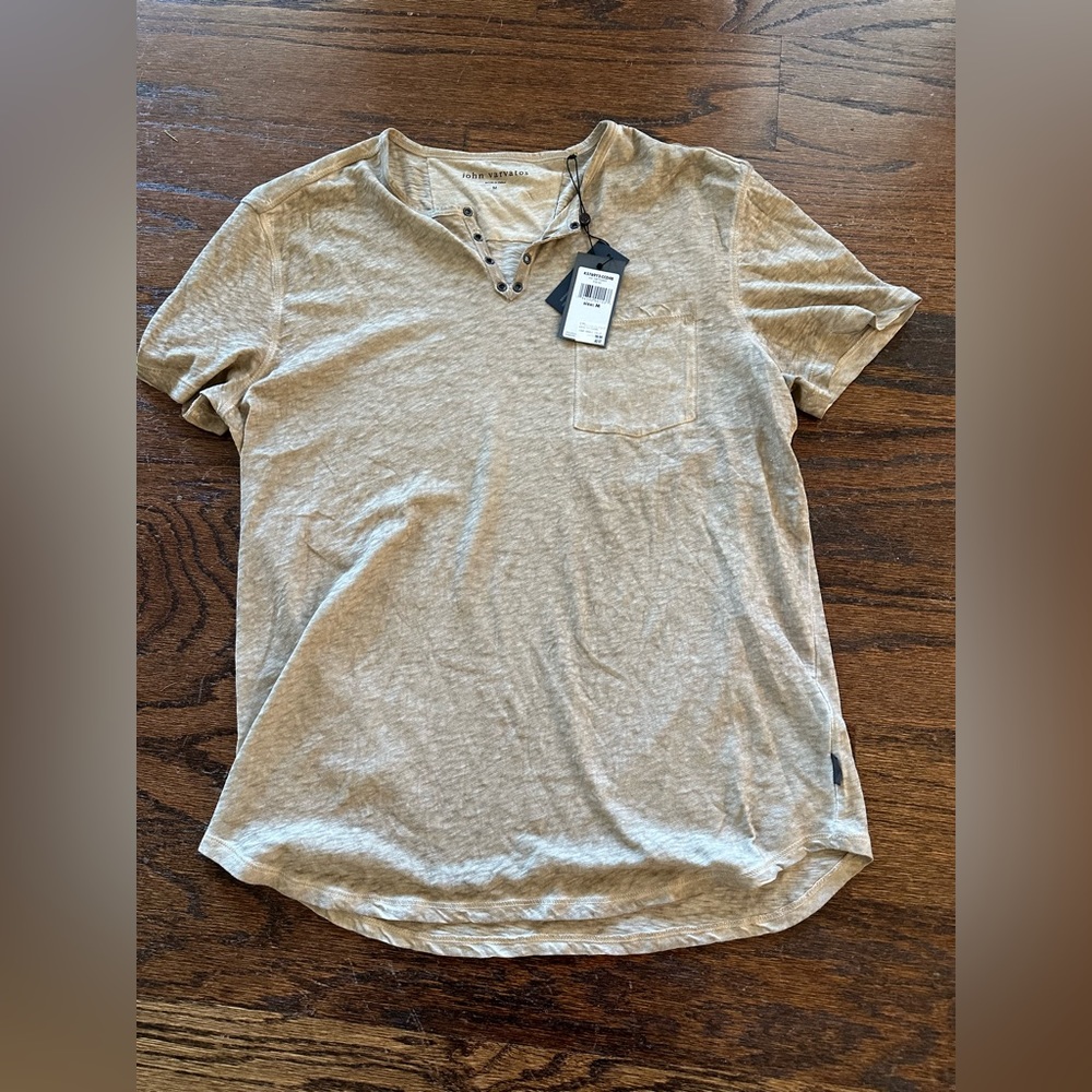 NWT: John Varvatos oatmeal grommet v-neck short sleeve tee